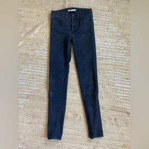 Levi’s 720 Super Skinny High Rise Black Jeans